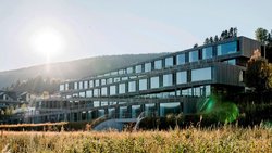 Hotel_des_Horlogers_FaçadeNord 2 ©HôteldesHorlogers.jpg